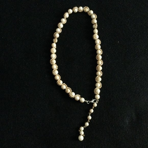 Beautiful beads and gold tone chain necklace 16-18" women's - Picture 9 of 9